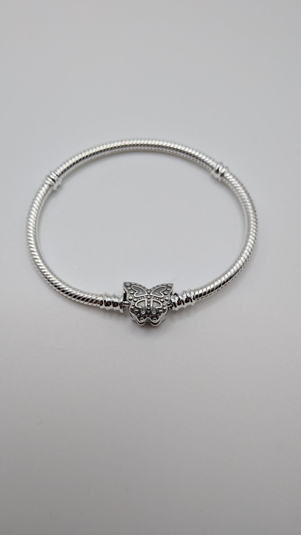 LoveRing Moments Butterfly Snake chain charm bracelet