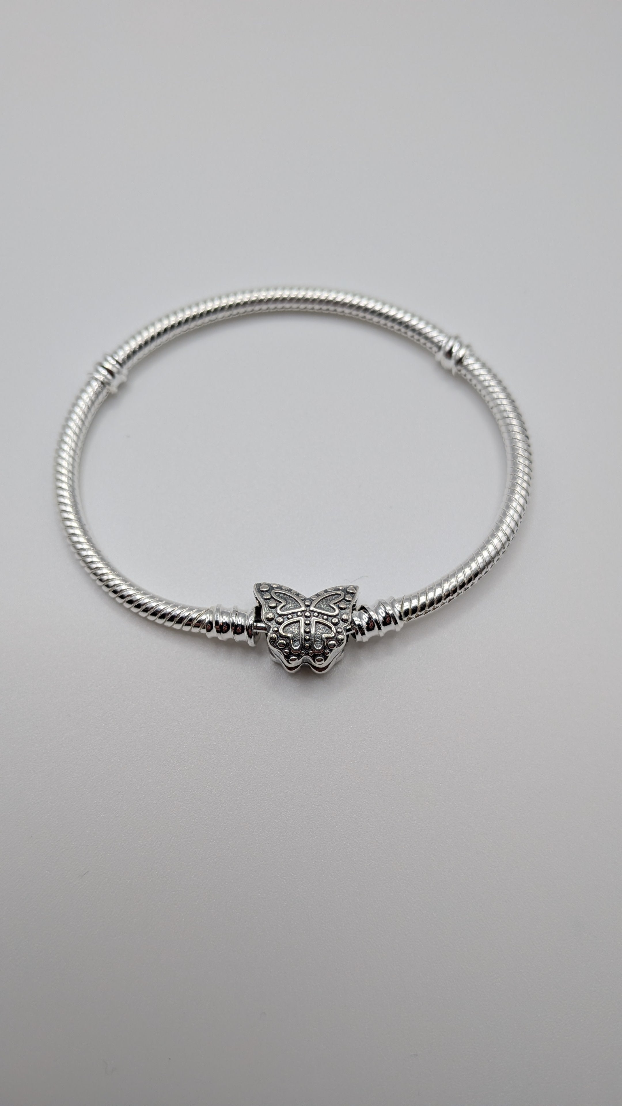 LoveRing Moments Butterfly Snake chain charm bracelet